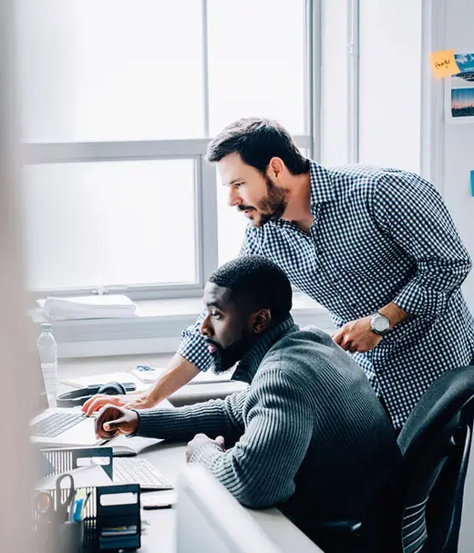 Webinovers developers working together